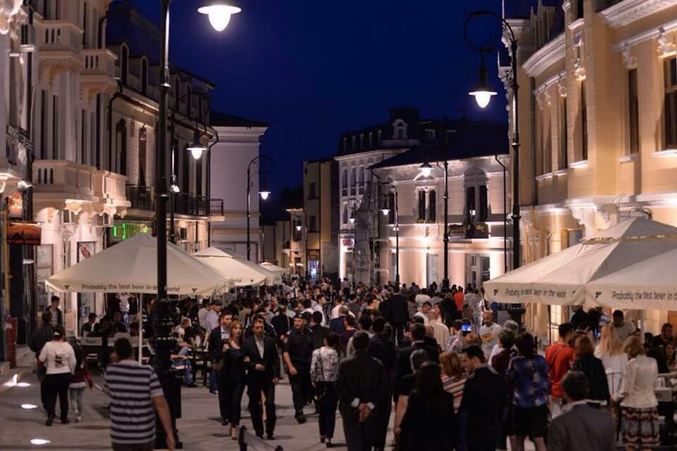Glamour Ultracentral Craiova Exterior photo